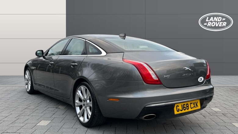 Jaguar XJ 3.0d V6 Portfolio 4dr Auto Diesel Saloon